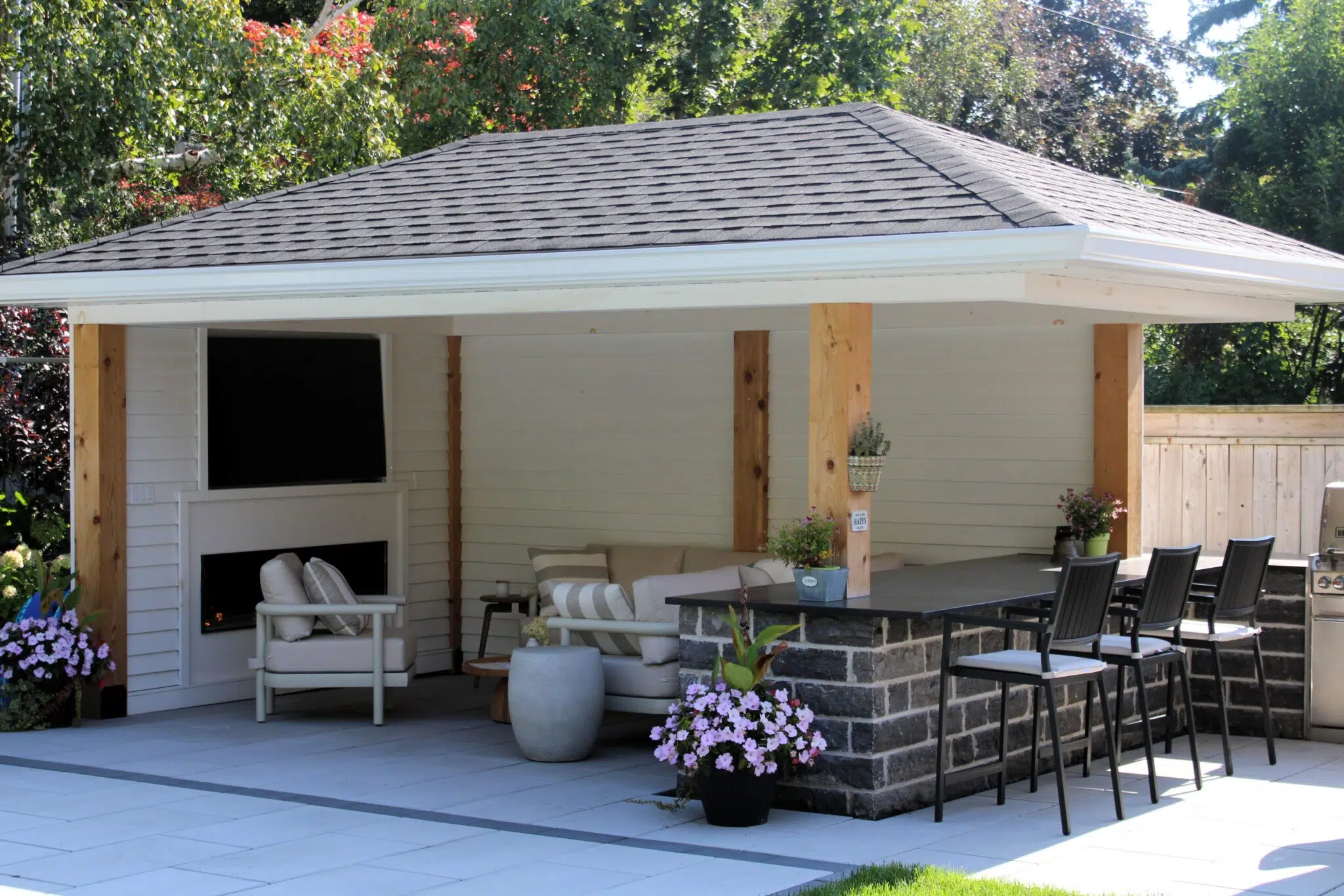 north-shore-landscape-projects-blythewood-content-1